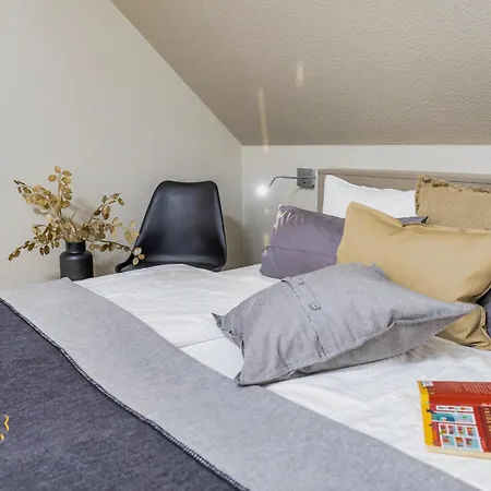 Apartment Pier17 3 *